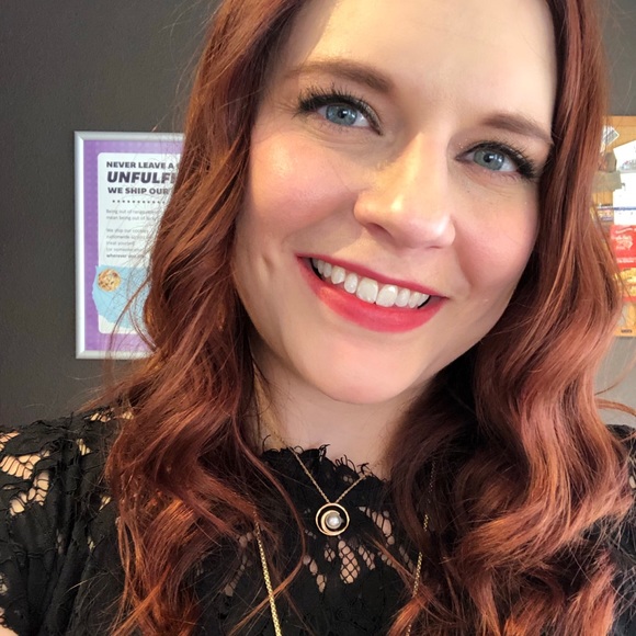 Meet the Posher Other - Meet your Posher, Regan